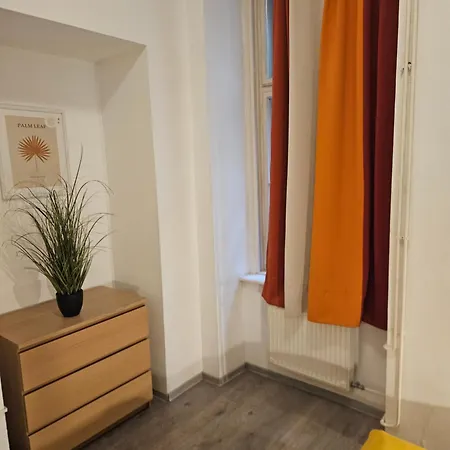 Hostel Downtown Andrassy *