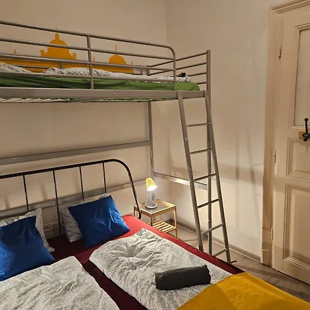Downtown Andrassy Hostel