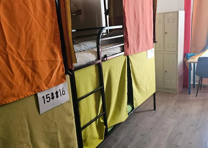 Downtown Andrassy Hostel *